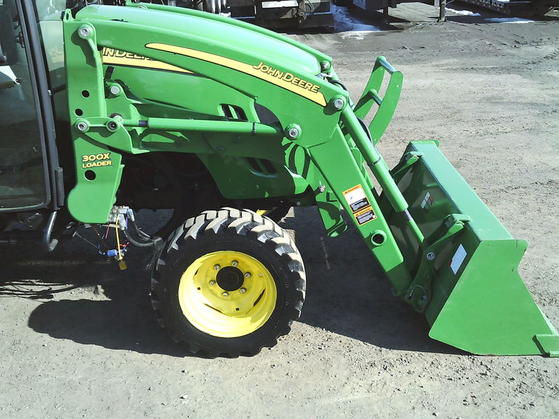 Agriculture  We Finance All Types of Credit! - 2011 John Deere 3520 Tractor Photo